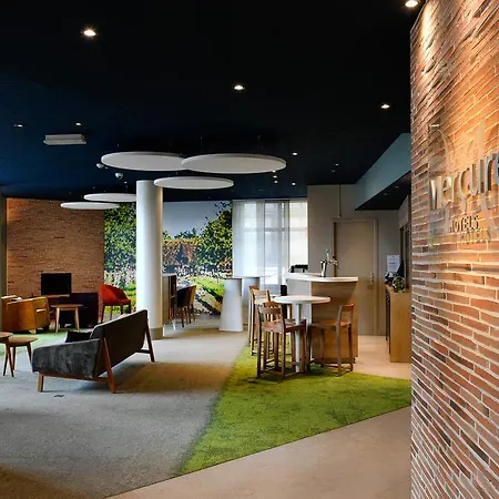 Hotel Mercure Sur 4*