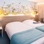 Hotel Mercure Sur 4*