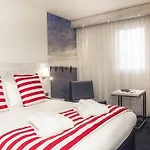 Mercure Sur 4*