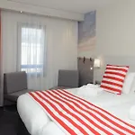 Hotel Mercure Sur 4*