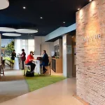 Mercure Sur