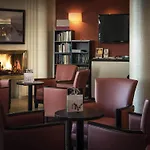 מלון Mercure Sur 4*