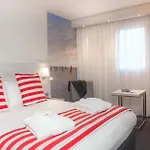 Mercure Sur 4* טרוביל-סור-מאר