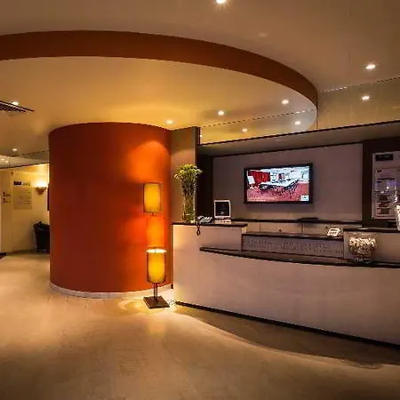 Mercure Sur Hotel 4*