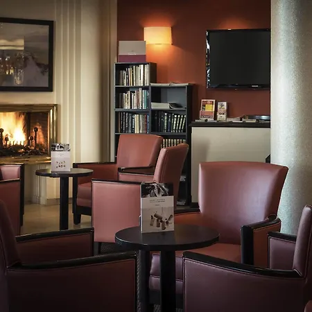 Hotel Mercure Sur 4*