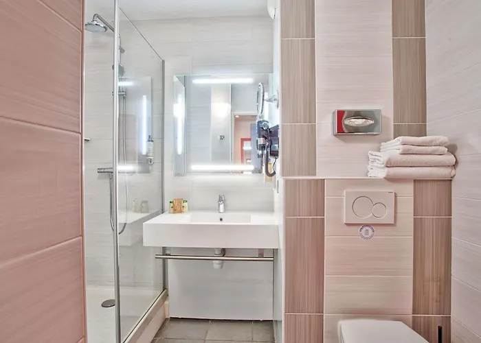 Hotel Mercure Sur 4*